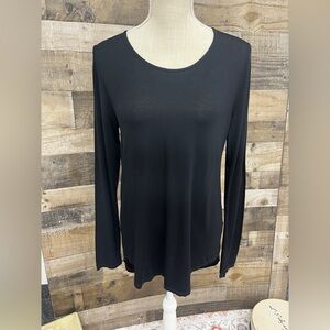 Michael Stars Black Long
Sleeve Cut-Out Back Top